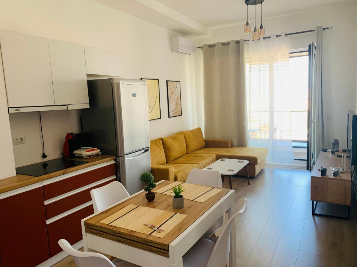 Elegant Apartment Kompleksi Magnet Tirana Exterior photo